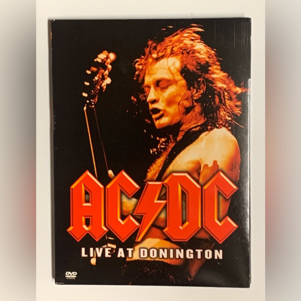 AC/DC live at donington  dvd